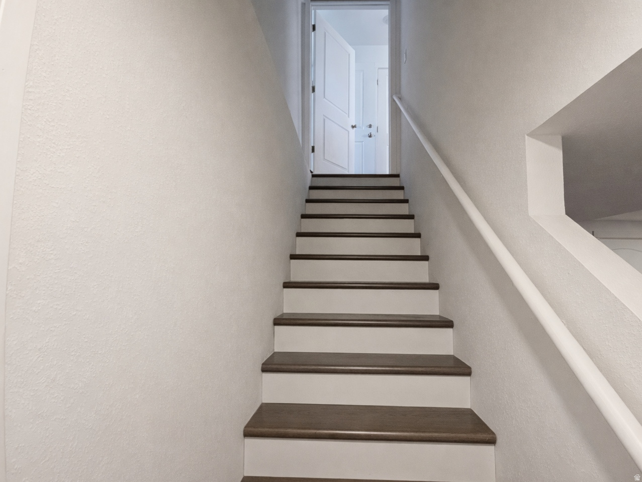 NORTHSHORE - Residential