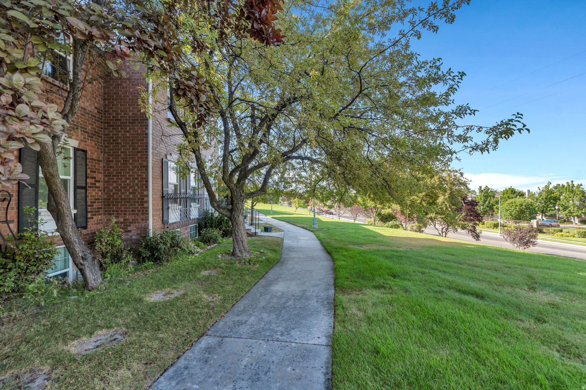 IVY AT THE RIDGE - Residential