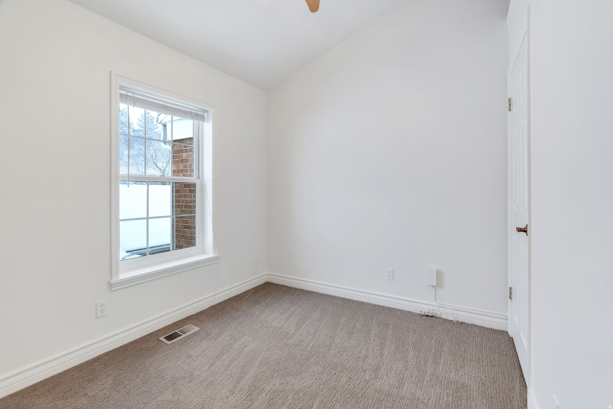 IVY AT THE RIDGE - Residential