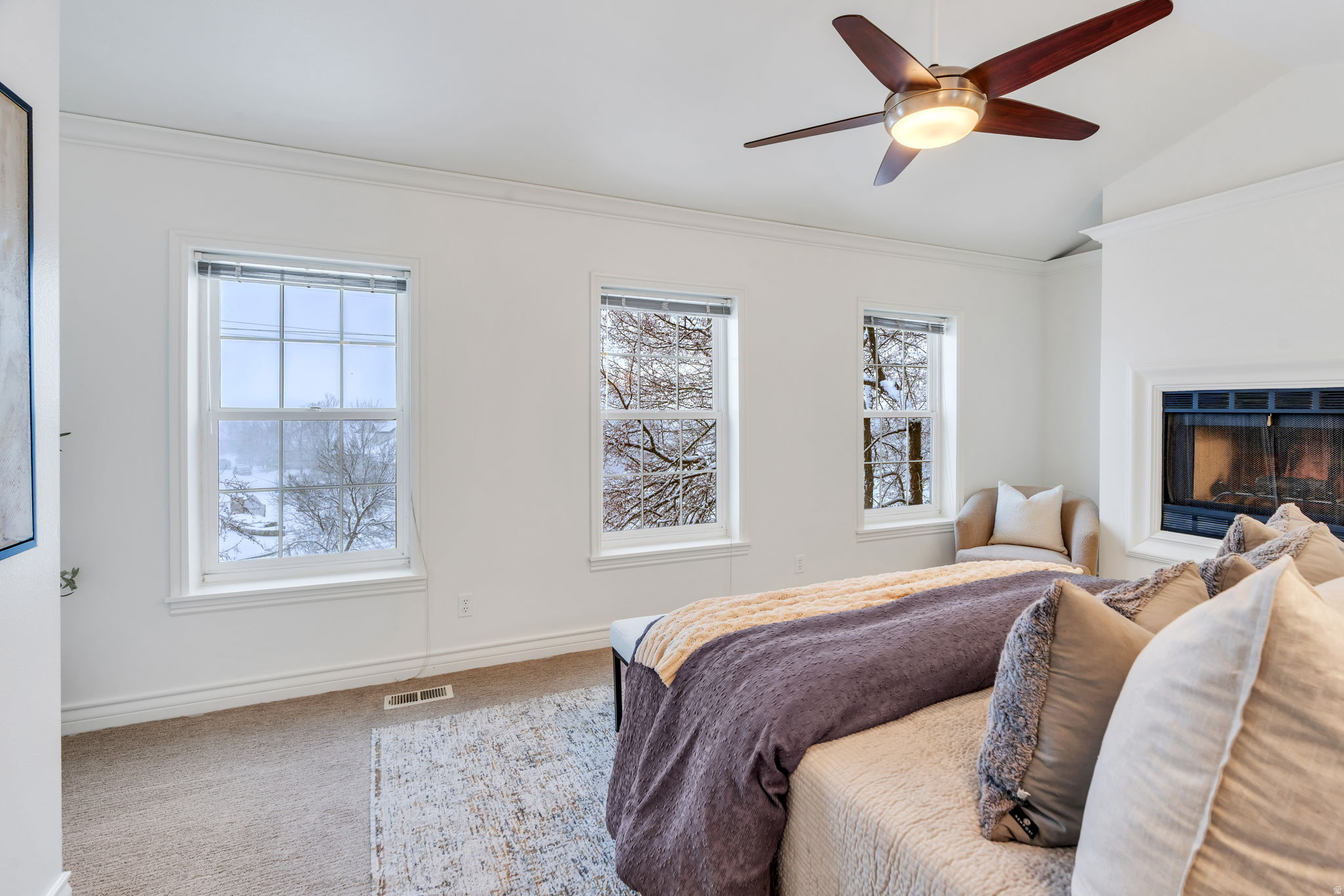 IVY AT THE RIDGE - Residential