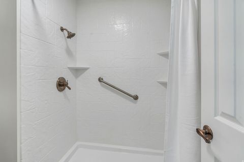 Tiny photo for 4299 IVY LN, Provo, UT 84604 (MLS # 2138172)