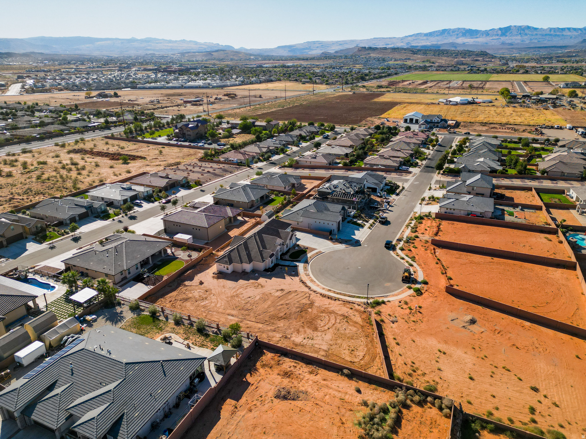 ROADRUNNER RIDGE 4 - Land