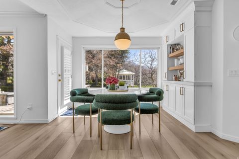 Tiny photo for 882 E WINDSOR LN N, Kaysville, UT 84037 (MLS # 2142833)