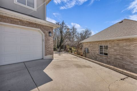 Tiny photo for 882 E WINDSOR LN N, Kaysville, UT 84037 (MLS # 2142833)