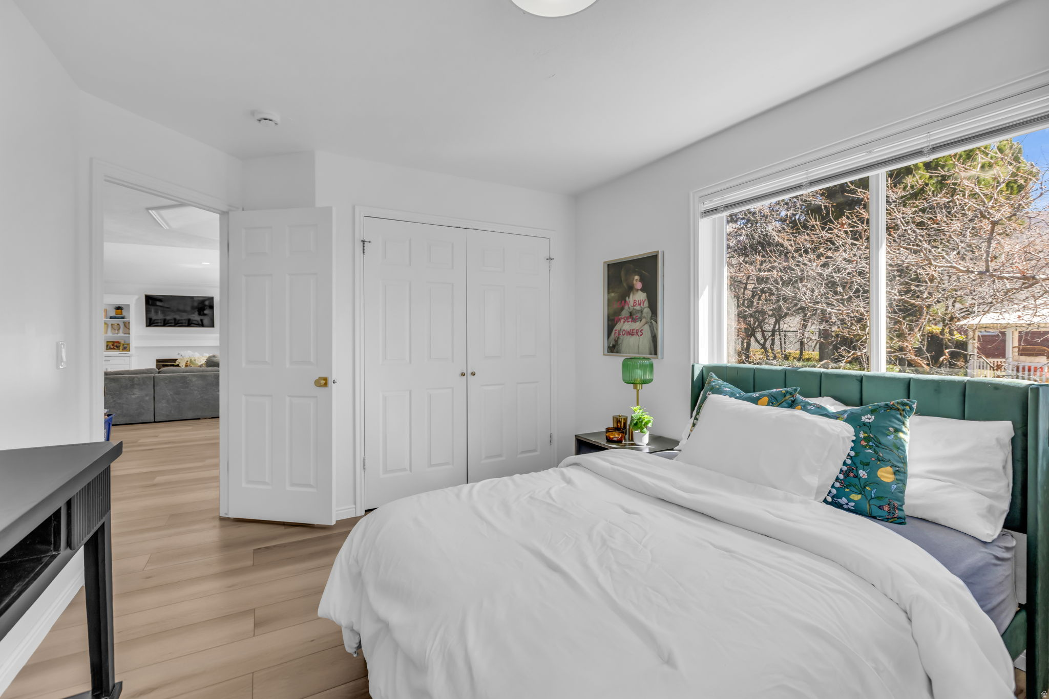 THORN-FIELD - Residential