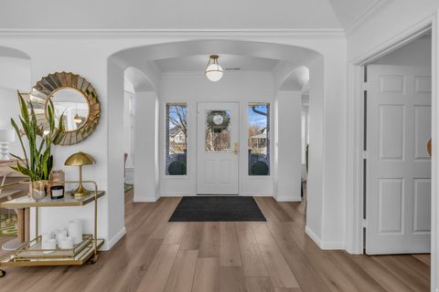 Tiny photo for 882 E WINDSOR LN N, Kaysville, UT 84037 (MLS # 2142833)