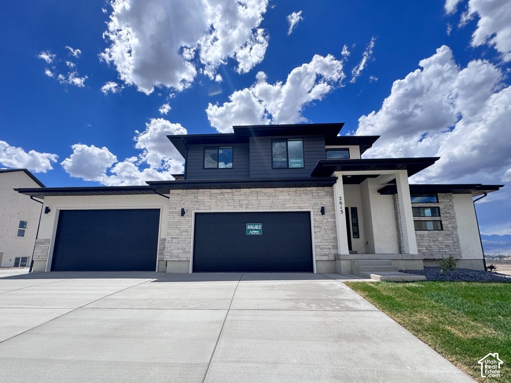 Photo of 2613 N SCARLET RD #258, Eagle Mountain, UT 84005 (MLS # 2187438)