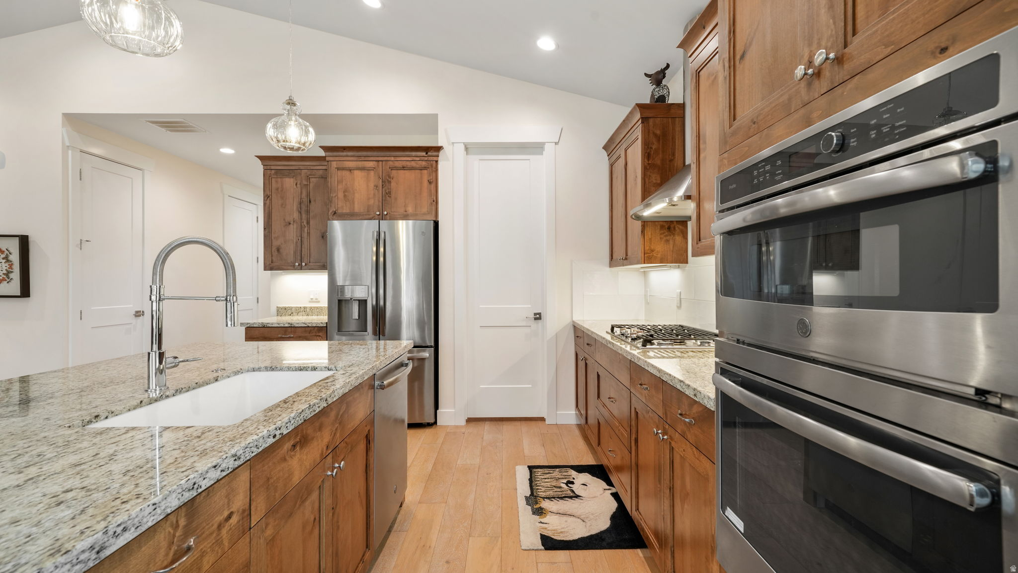 SCOTCH FIELDS - Residential