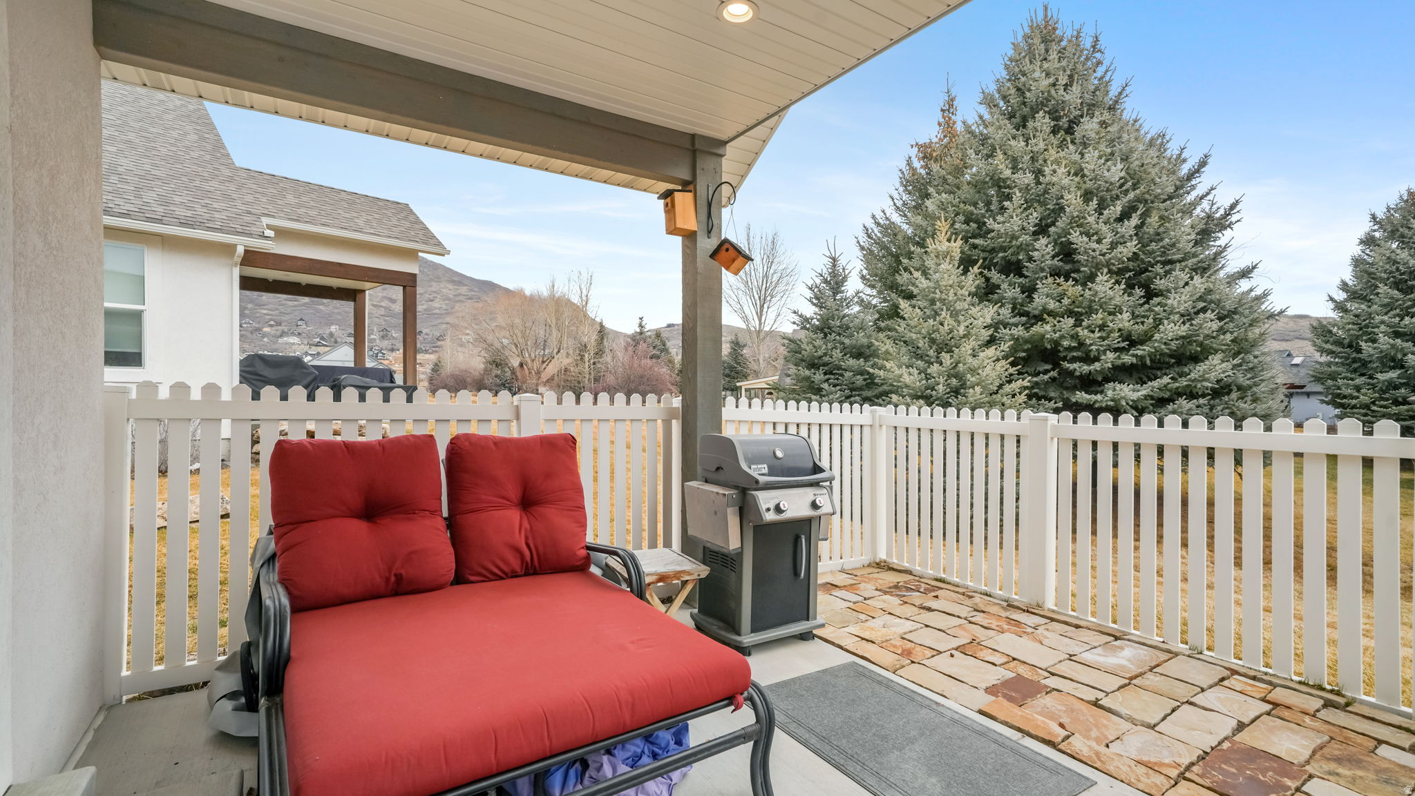 SCOTCH FIELDS - Residential