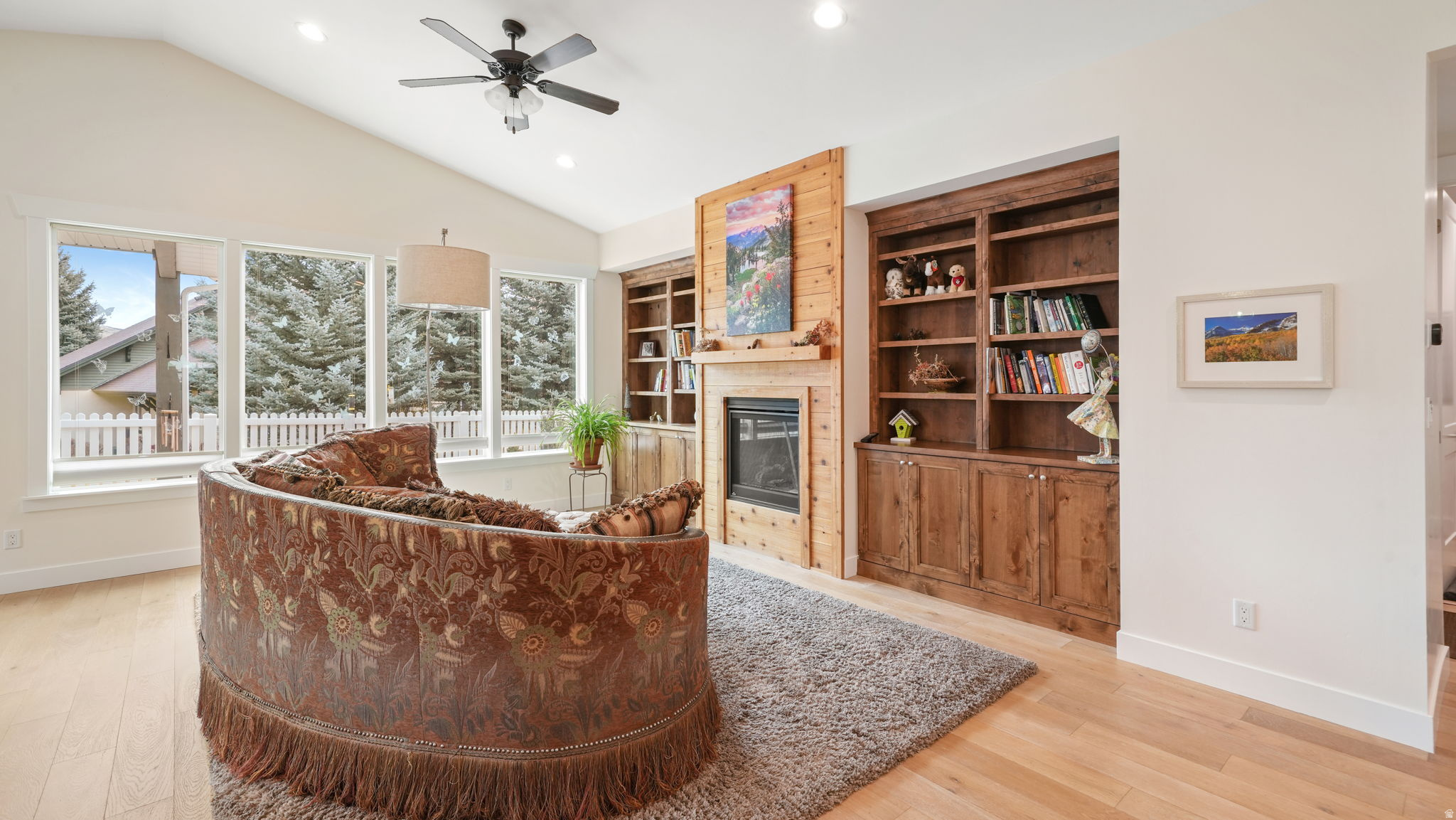 SCOTCH FIELDS - Residential