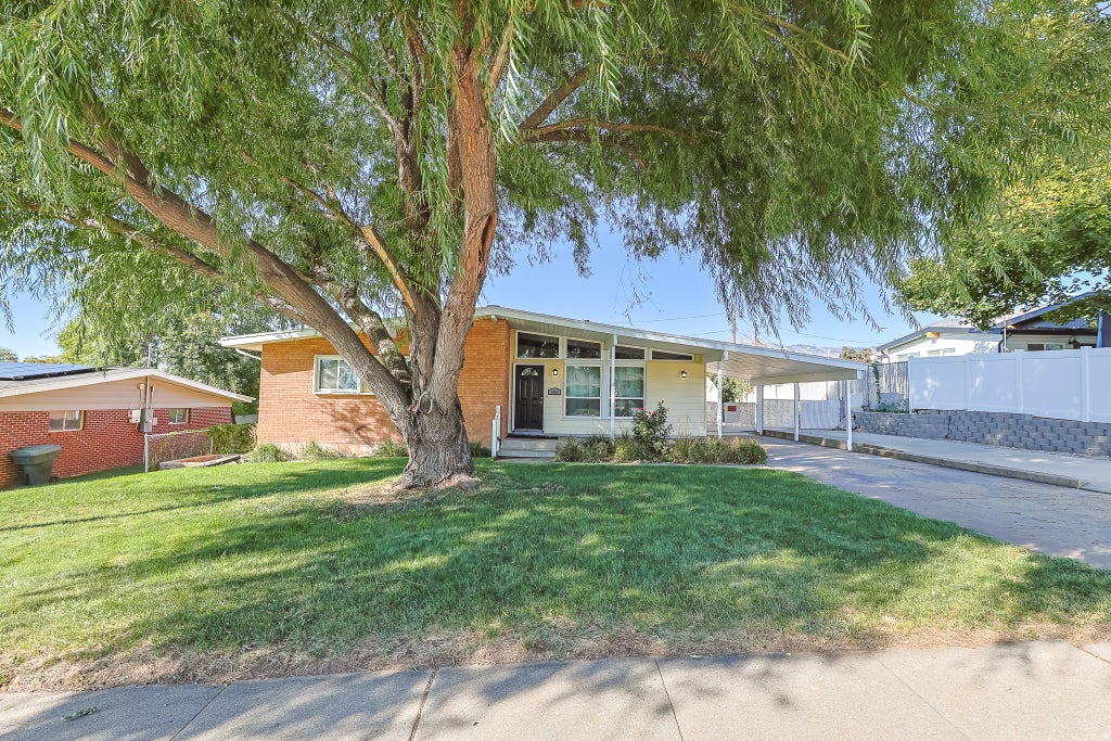 Photo of 1084 E 4050 S, Ogden, UT 84403 (MLS # 2186901)