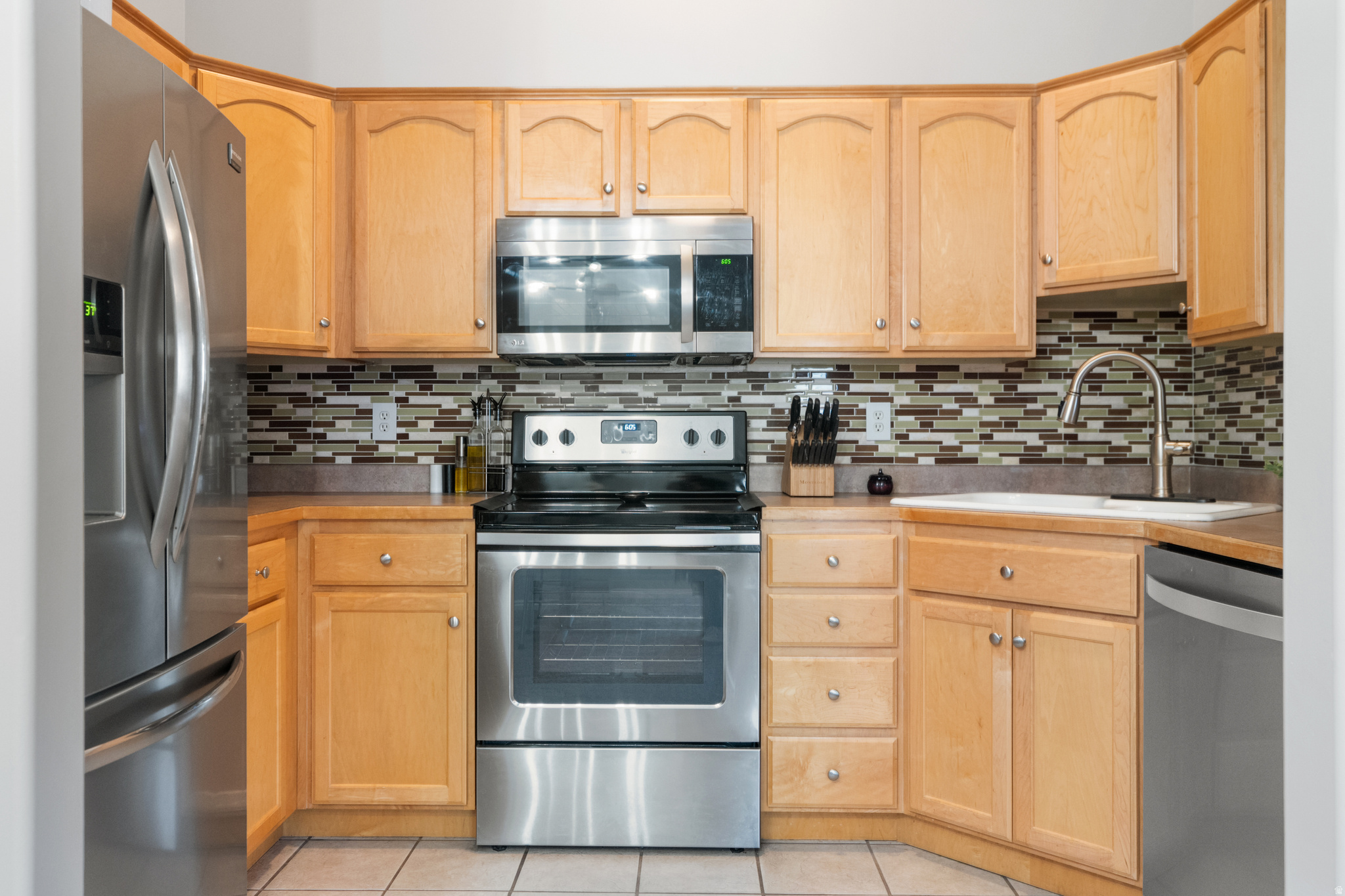 SILVERWOOD ESTATES PH II, PL B CONDO - Residential