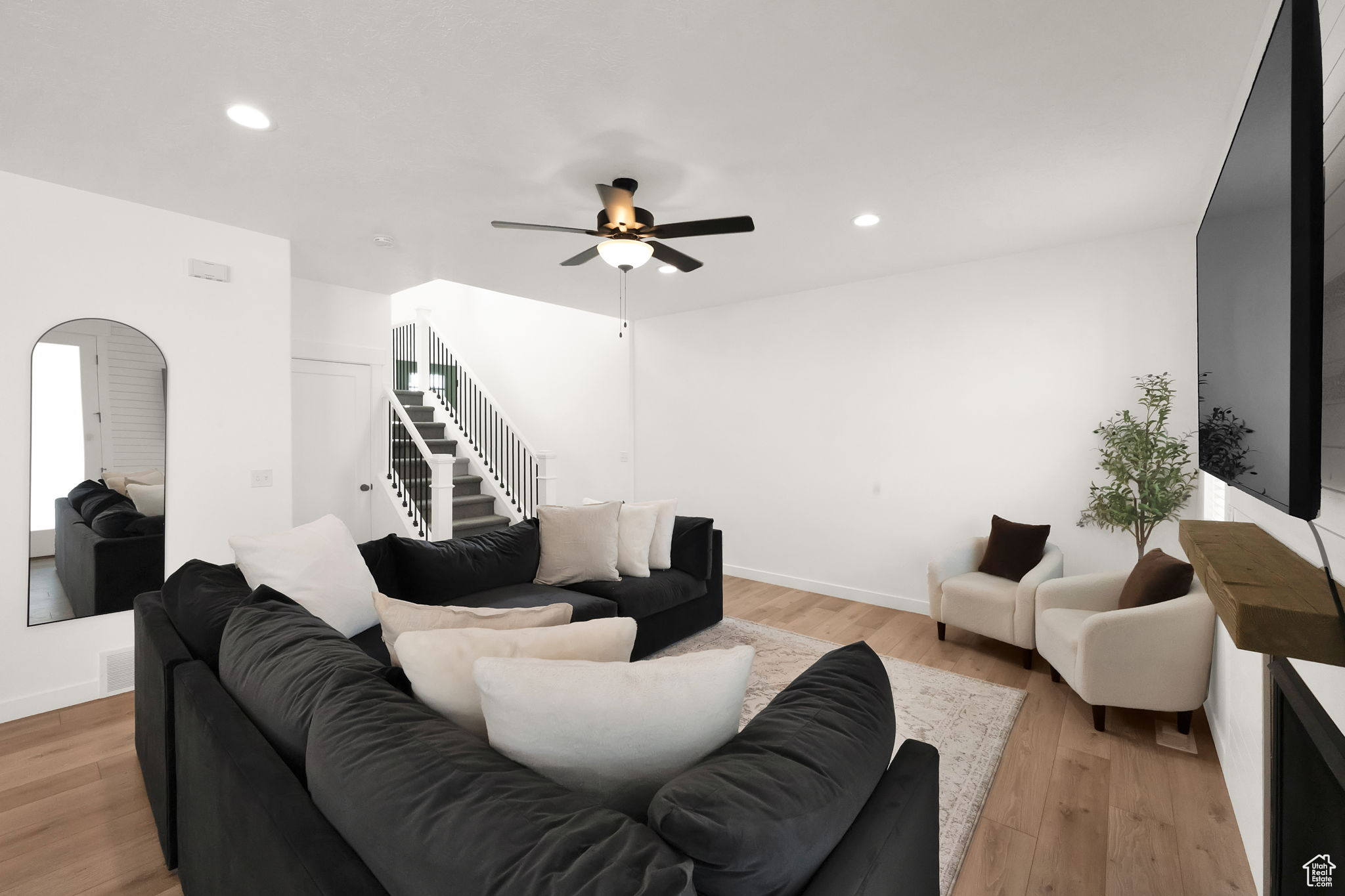 PORTERS CROSSING - Residential