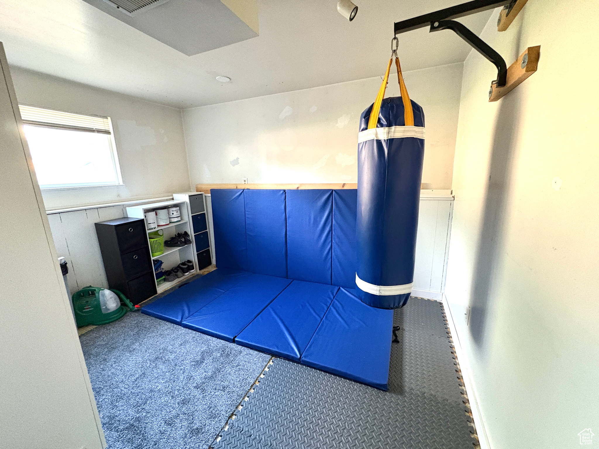 RUSTIC HILLS - Residential