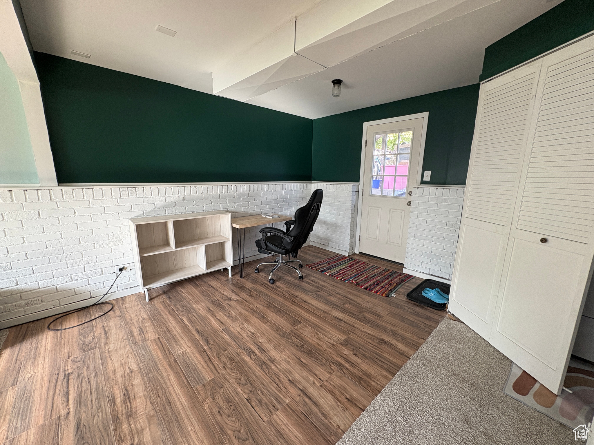 RUSTIC HILLS - Residential