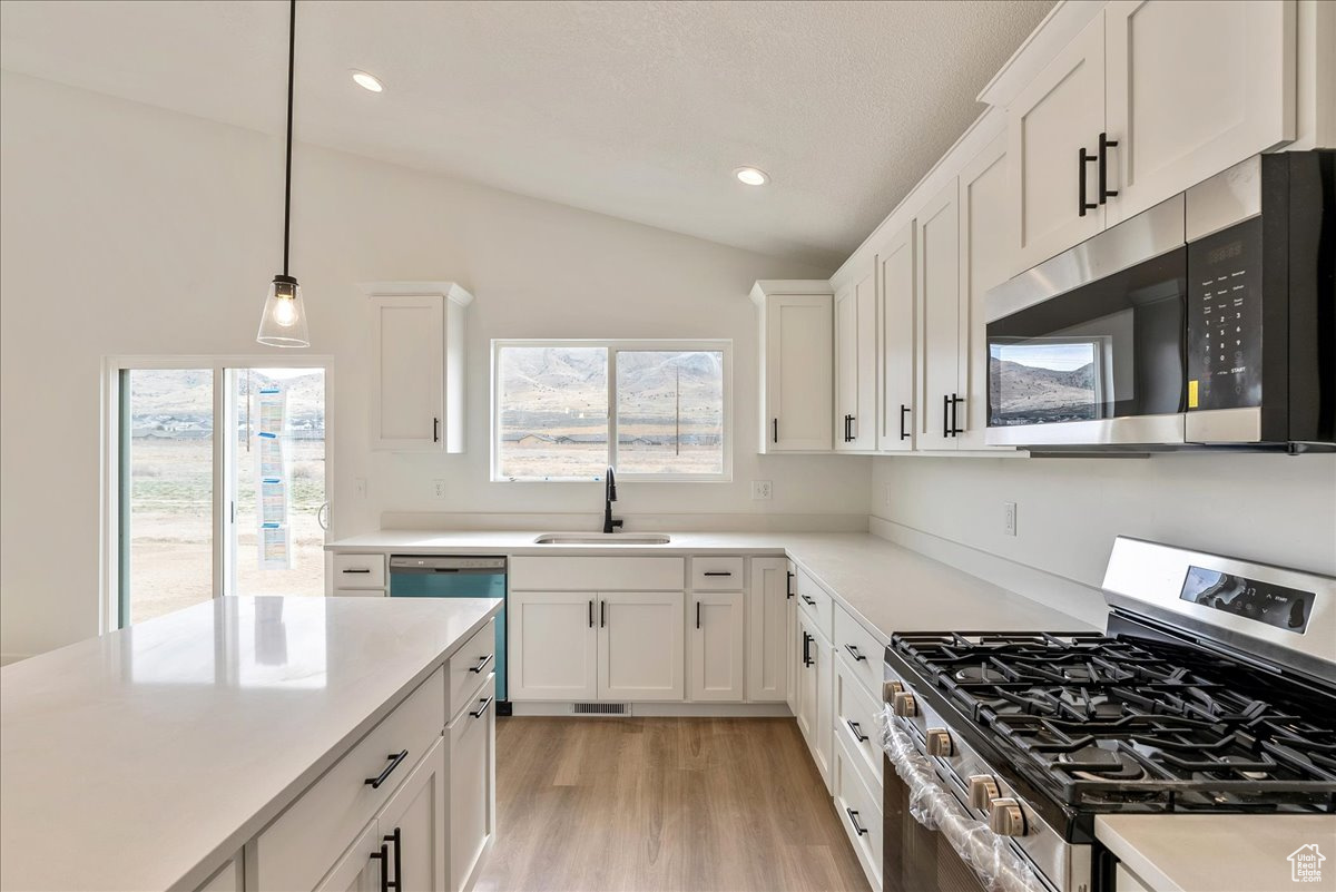 EAGLE POINT - Residential