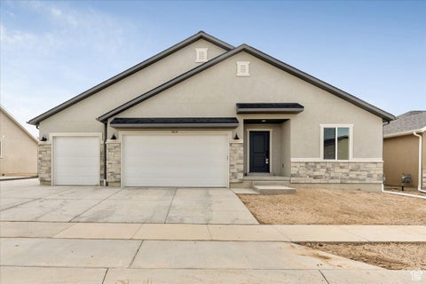 Homes For Sale - 2329 E Woodbury Ln<br/> Eagle Mountain, UT 84005