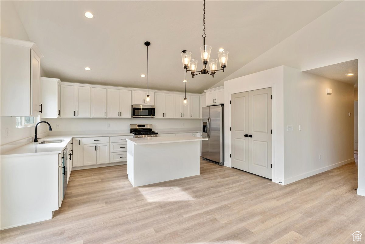 EAGLE POINT - Residential