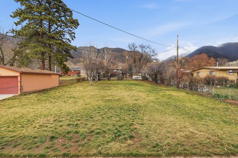 Tiny photo for 994 MOUNTAIN ROAD Rd, Ogden, UT 84404 (MLS # 2137471)