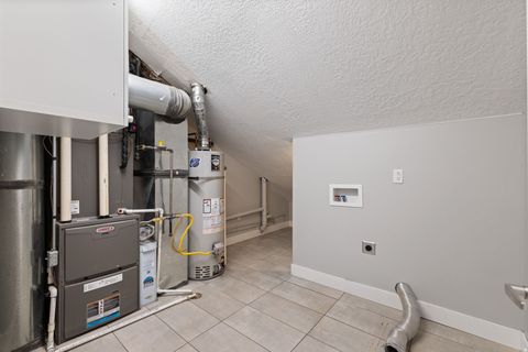 Tiny photo for 2859 W COUNTRY CLASSIC DR, Bluffdale, UT 84065 (MLS # 2141365)