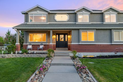 Tiny photo for 2859 W COUNTRY CLASSIC DR, Bluffdale, UT 84065 (MLS # 2141365)