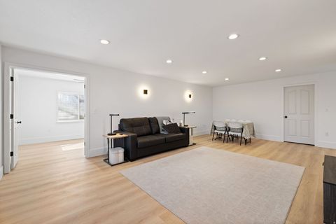 Tiny photo for 2859 W COUNTRY CLASSIC DR, Bluffdale, UT 84065 (MLS # 2141365)