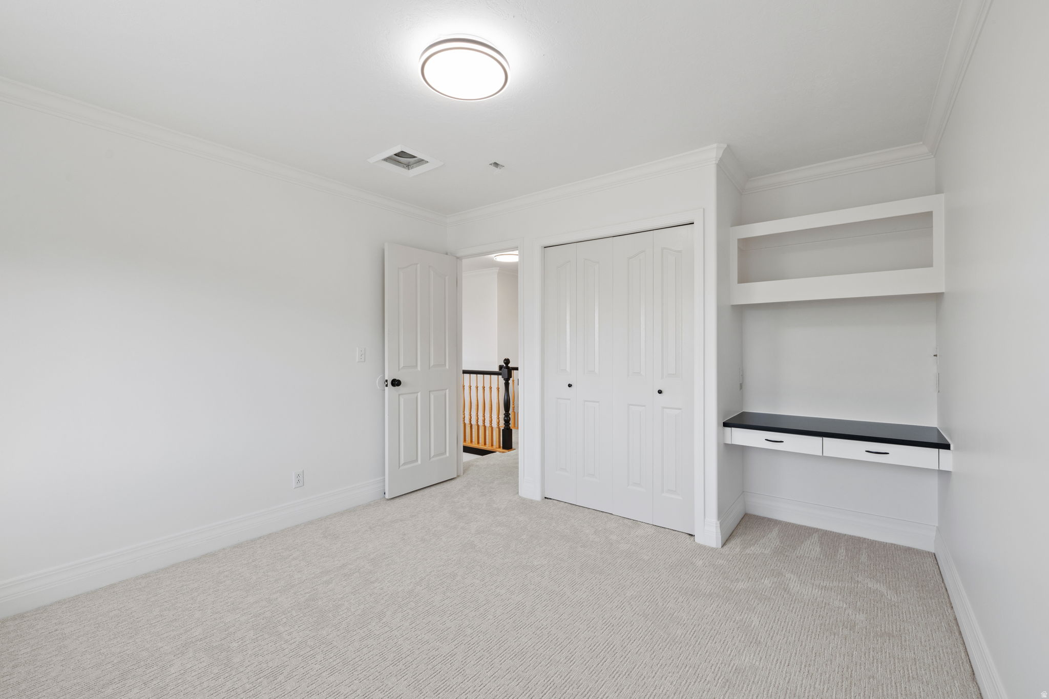 COUNTRY CLASSIC ESTATES - Residential