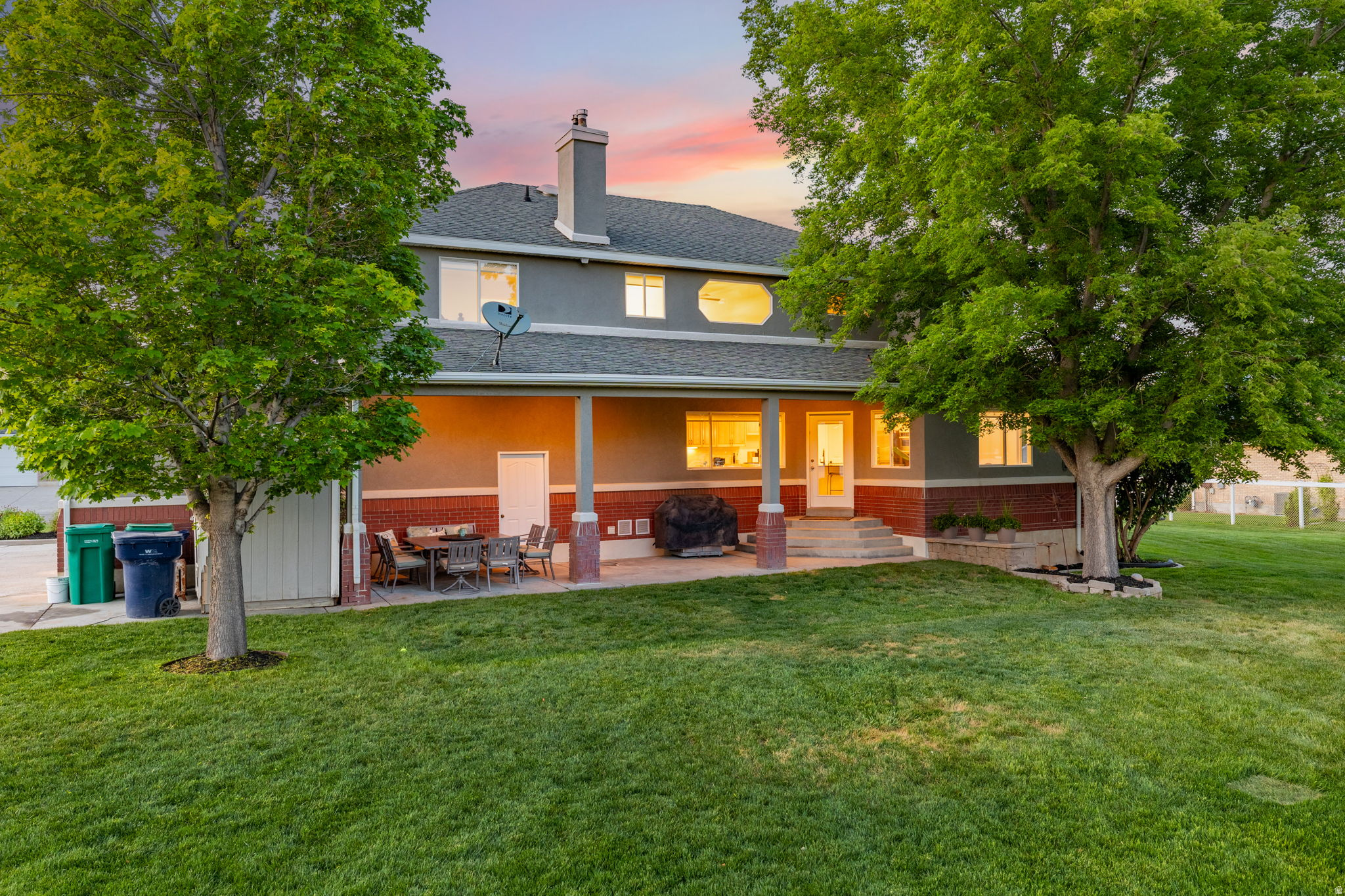 COUNTRY CLASSIC ESTATES - Residential