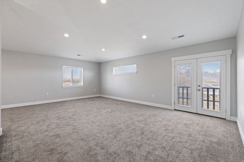 Tiny photo for 2859 W COUNTRY CLASSIC DR, Bluffdale, UT 84065 (MLS # 2141365)