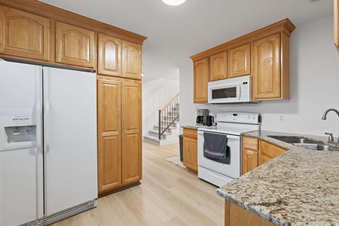 Tiny photo for 2859 W COUNTRY CLASSIC DR, Bluffdale, UT 84065 (MLS # 2141365)