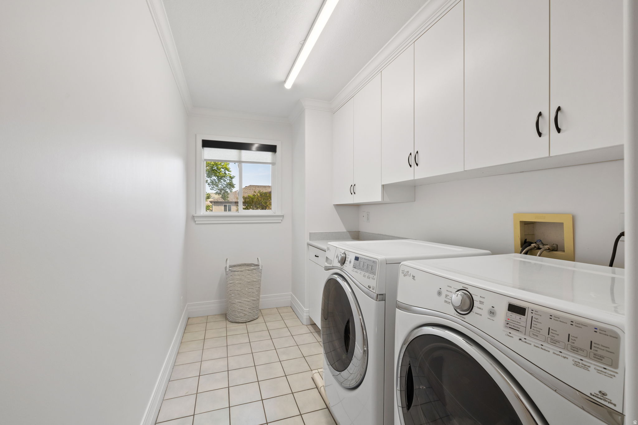 COUNTRY CLASSIC ESTATES - Residential