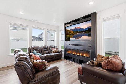 Tiny photo for 347 W ROPELATO DR, Nibley, UT 84321 (MLS # 2173727)