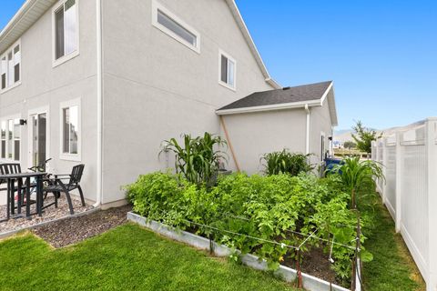 Tiny photo for 347 W ROPELATO DR, Nibley, UT 84321 (MLS # 2173727)