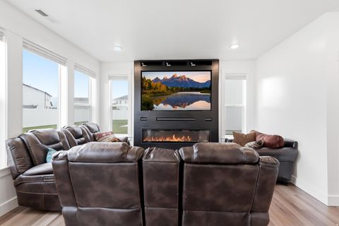 Tiny photo for 347 W ROPELATO DR, Nibley, UT 84321 (MLS # 2173727)