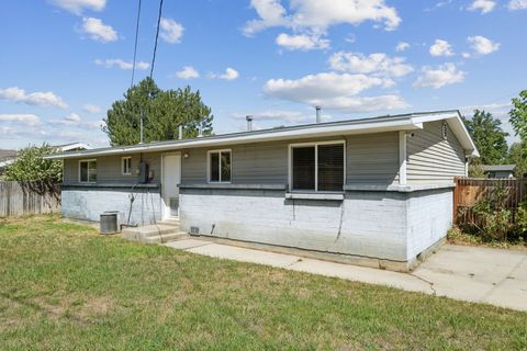 Tiny photo for 664 E 5720 S, Murray, UT 84107 (MLS # 2127069)