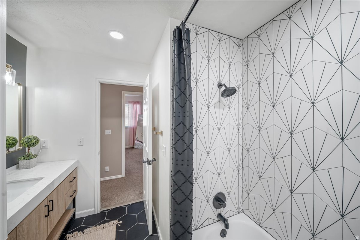 PRESCOTT ESTATES - Residential