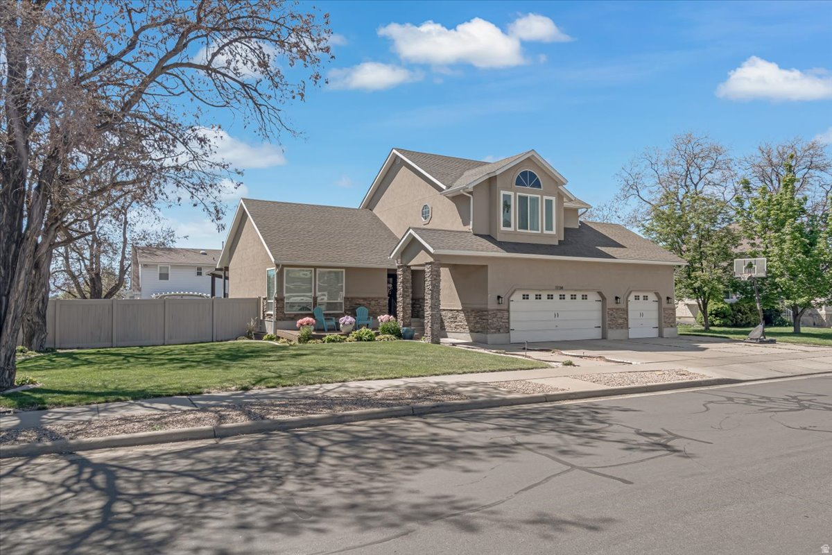 PRESCOTT ESTATES - Residential