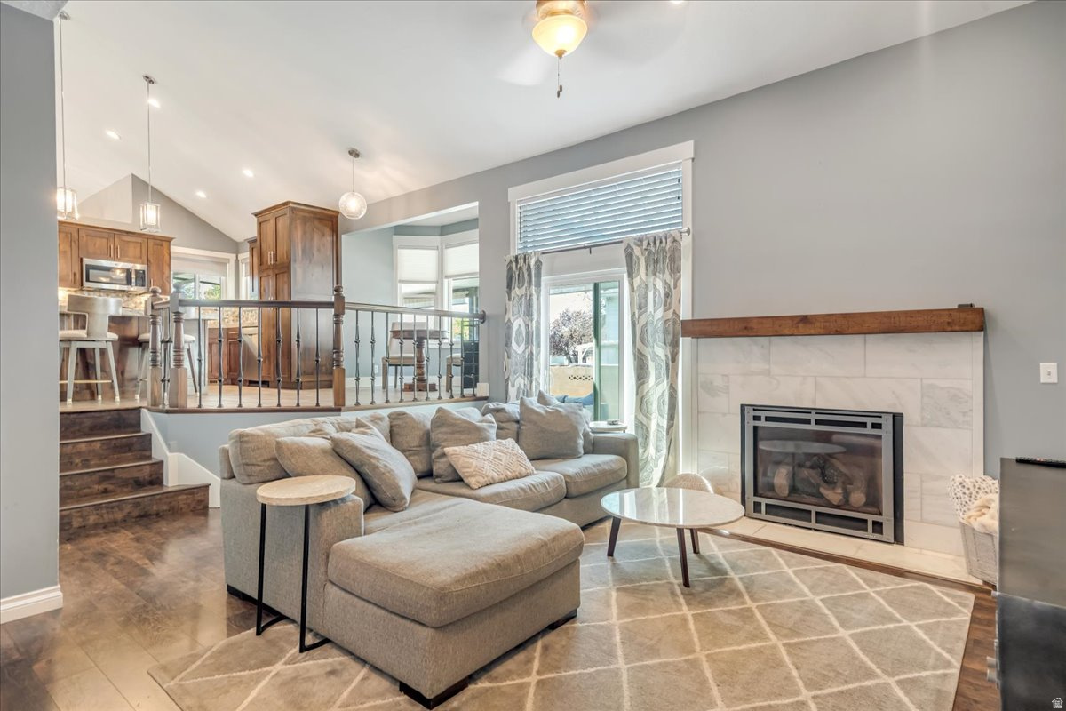 PRESCOTT ESTATES - Residential