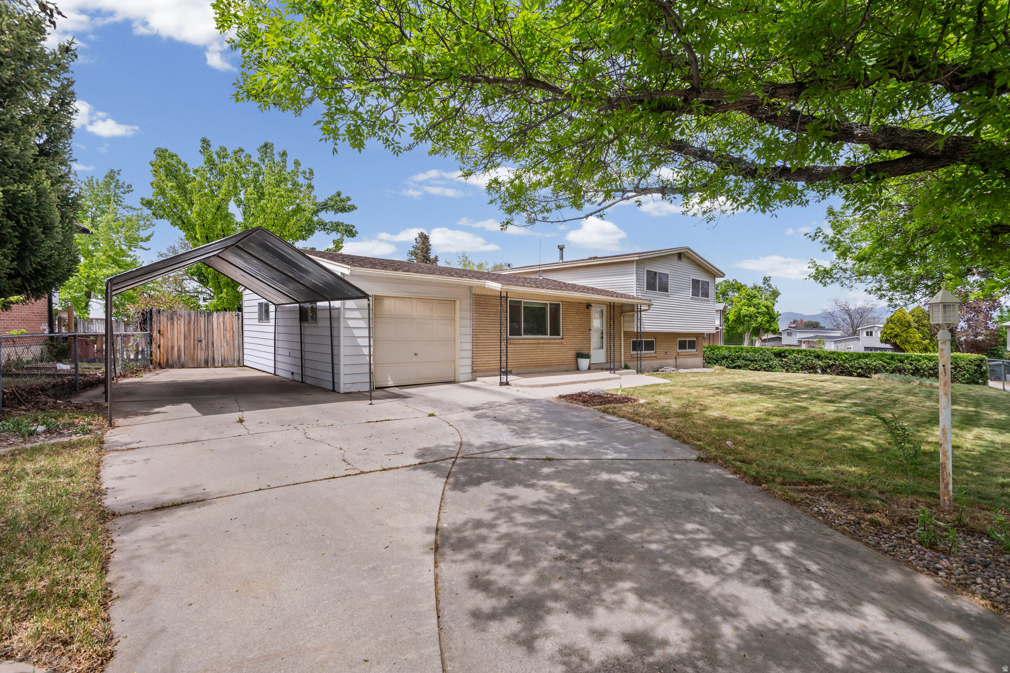 MEADOWGATE S - Residential