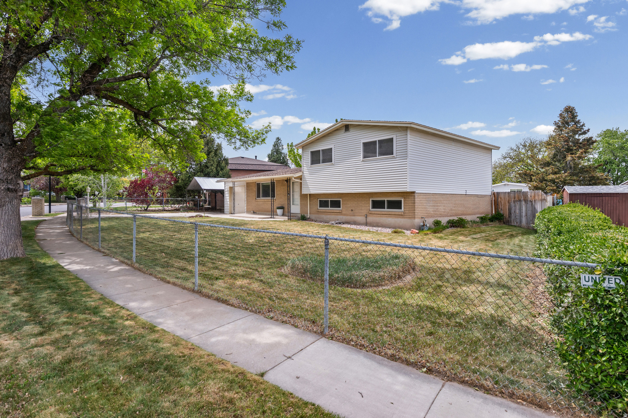 MEADOWGATE S - Residential