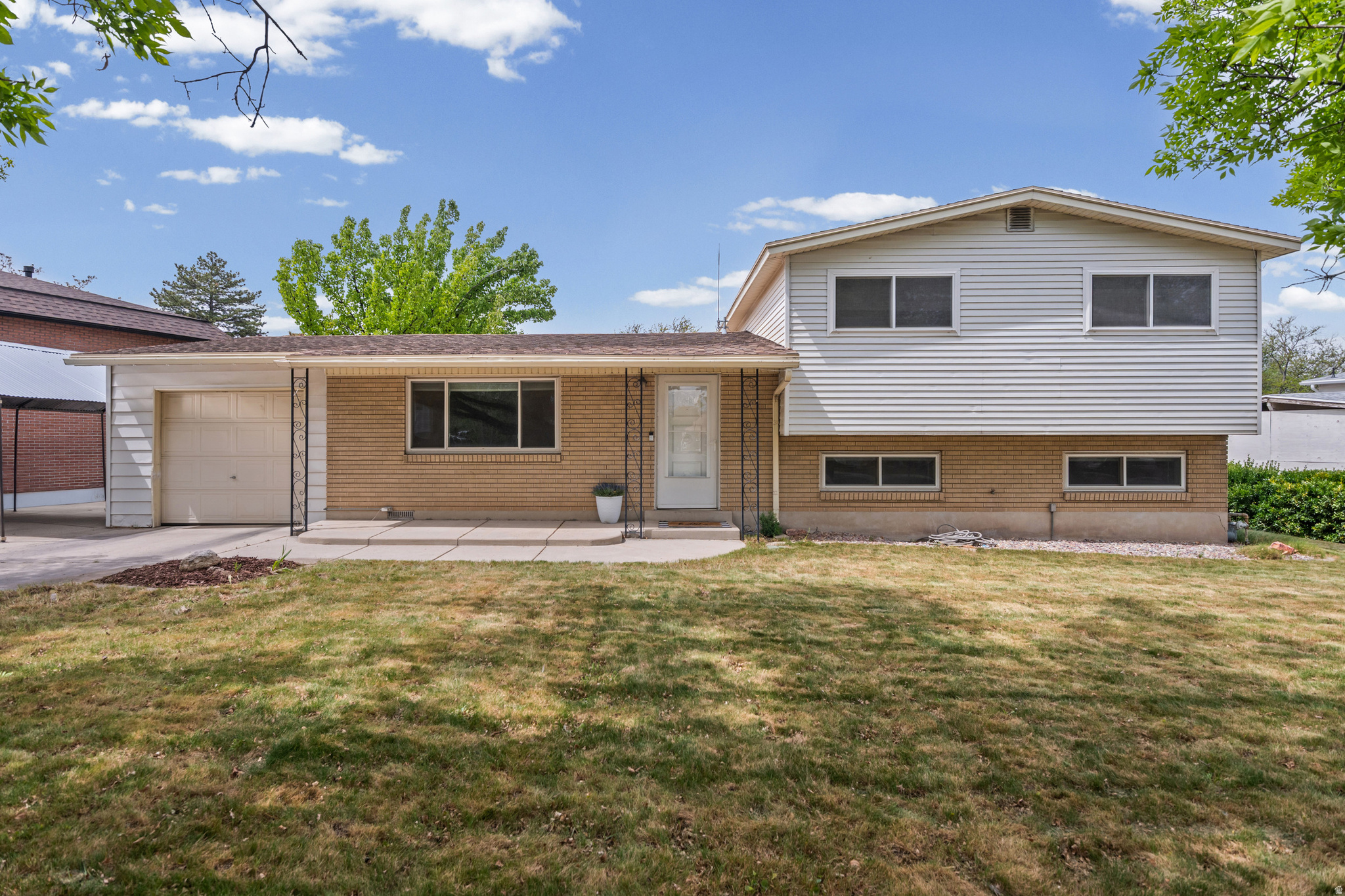 MEADOWGATE S - Residential