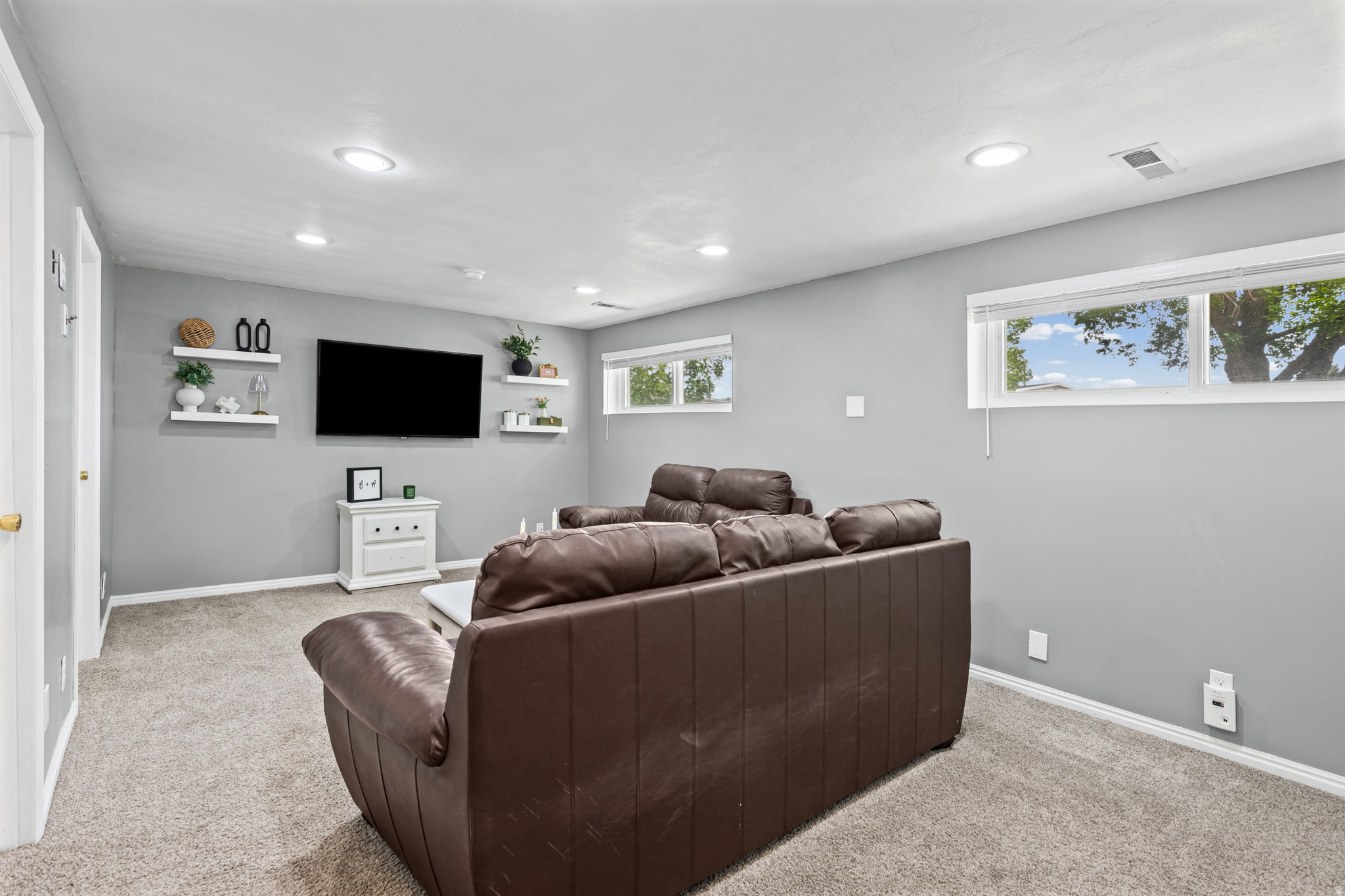 MEADOWGATE S - Residential
