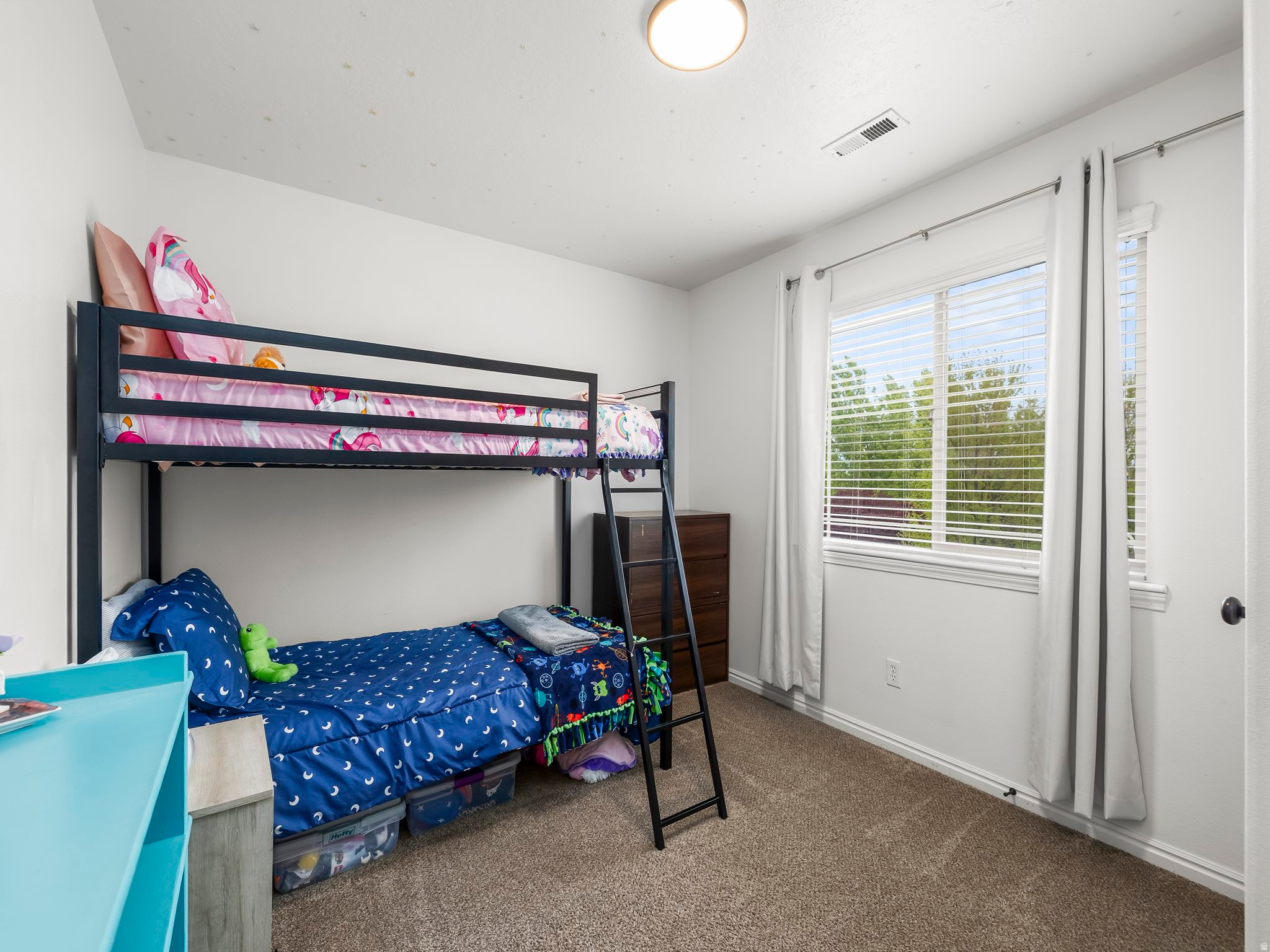 GATEWAY VILLAGE - Residential