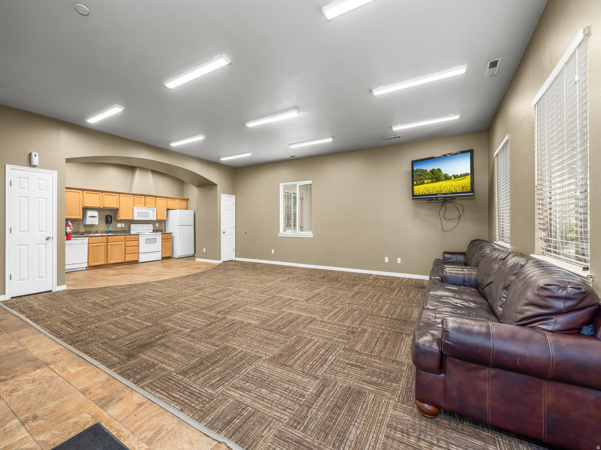 GATEWAY VILLAGE - Residential
