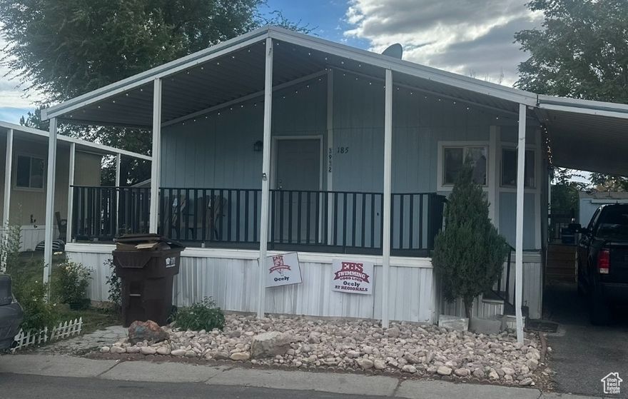Spacious double wide is ready for your family! 4 bedrooms! 2 baths!Located in one of the most sought after communities, Meadowbrook Village! Central A/C and tile upgrades! Community has a splash pad and visitor parking is just down the street! We have MANY financing options for this type of property! Call today! Sq. ft provided as a courtesy only. Buyer/Broker to verify all info!