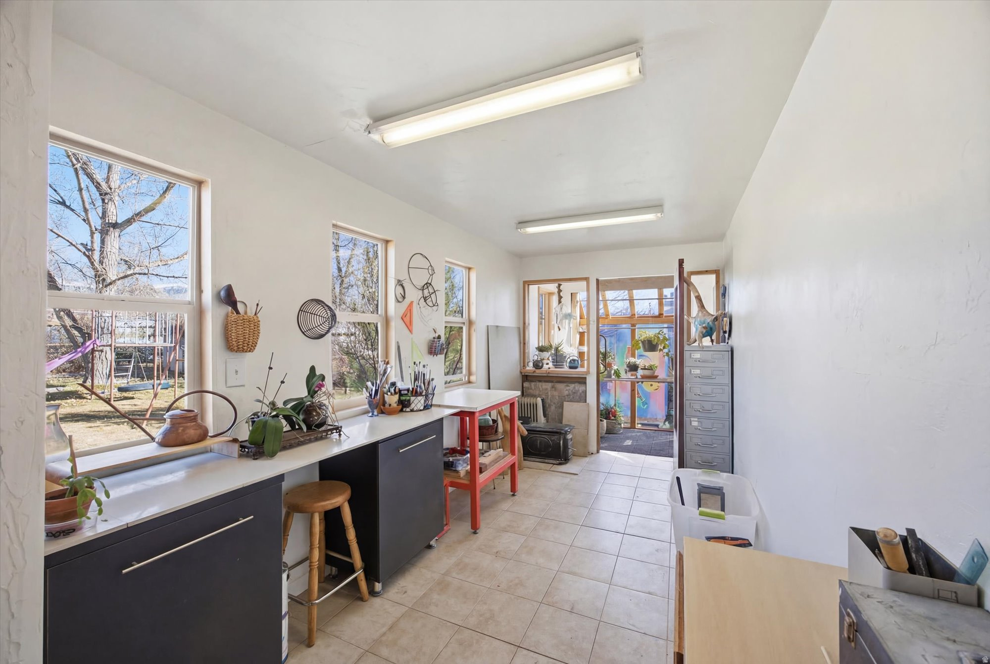 COUNTRY ROAD HAVEN - Residential