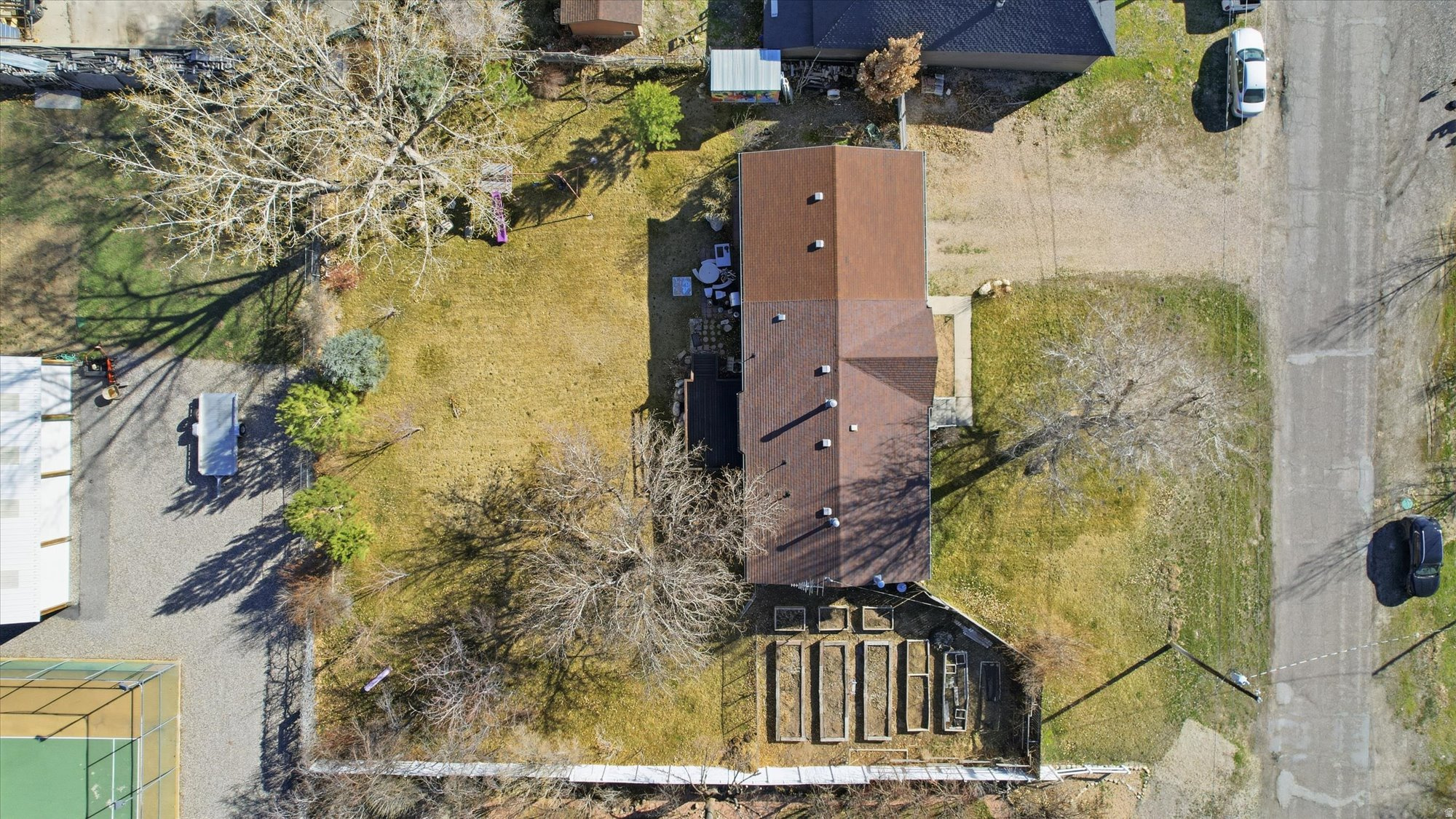 COUNTRY ROAD HAVEN - Residential