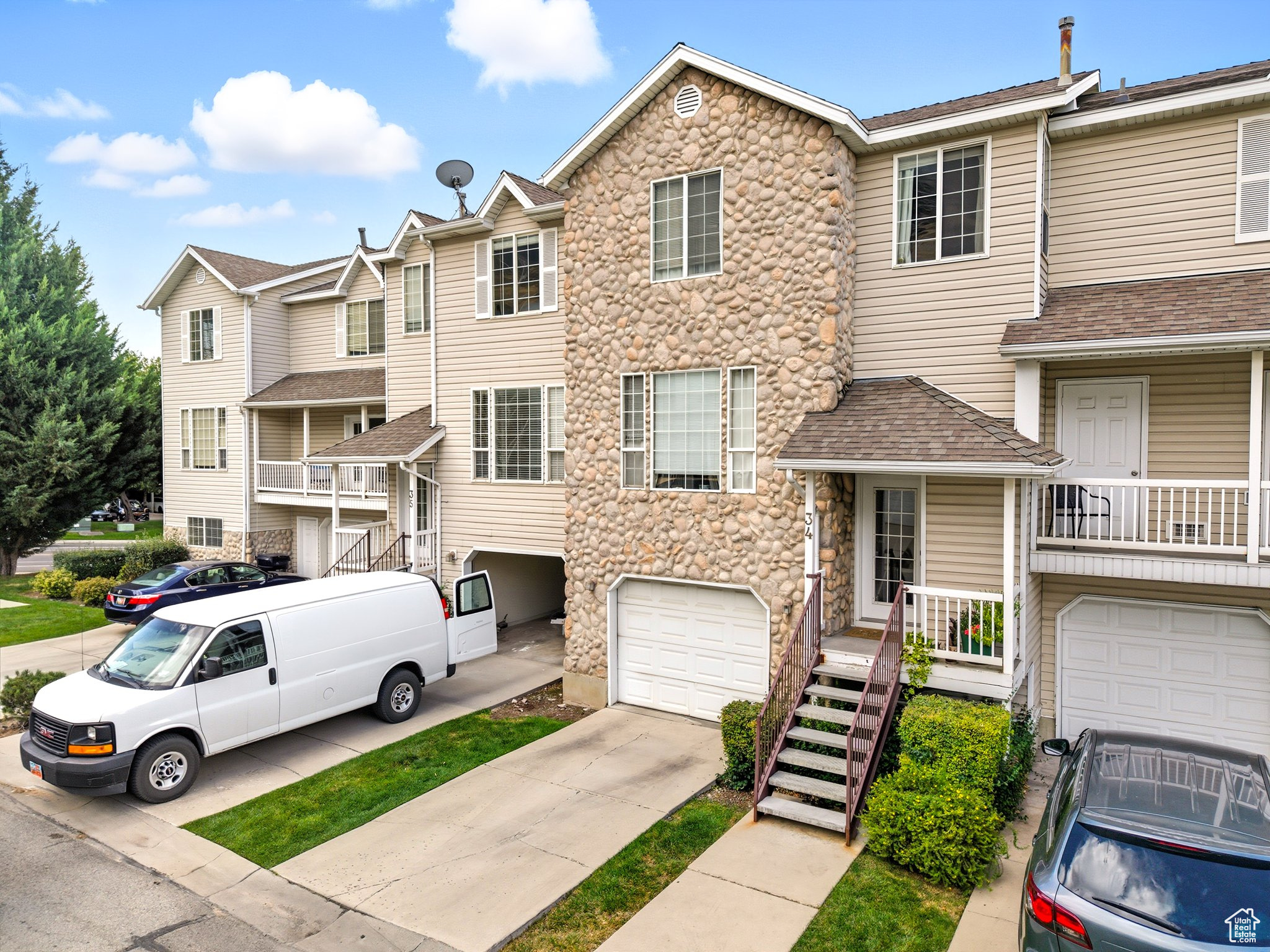 HIGHLAND PARK TOWNHOMES PUD PHASE III - Residential