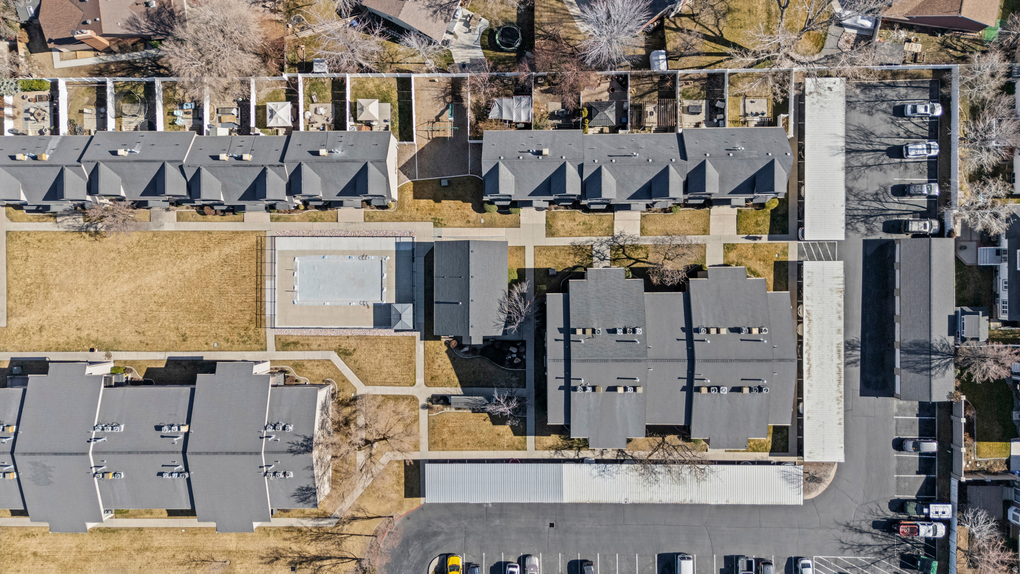 COTTONWOODS AT VINE - Residential