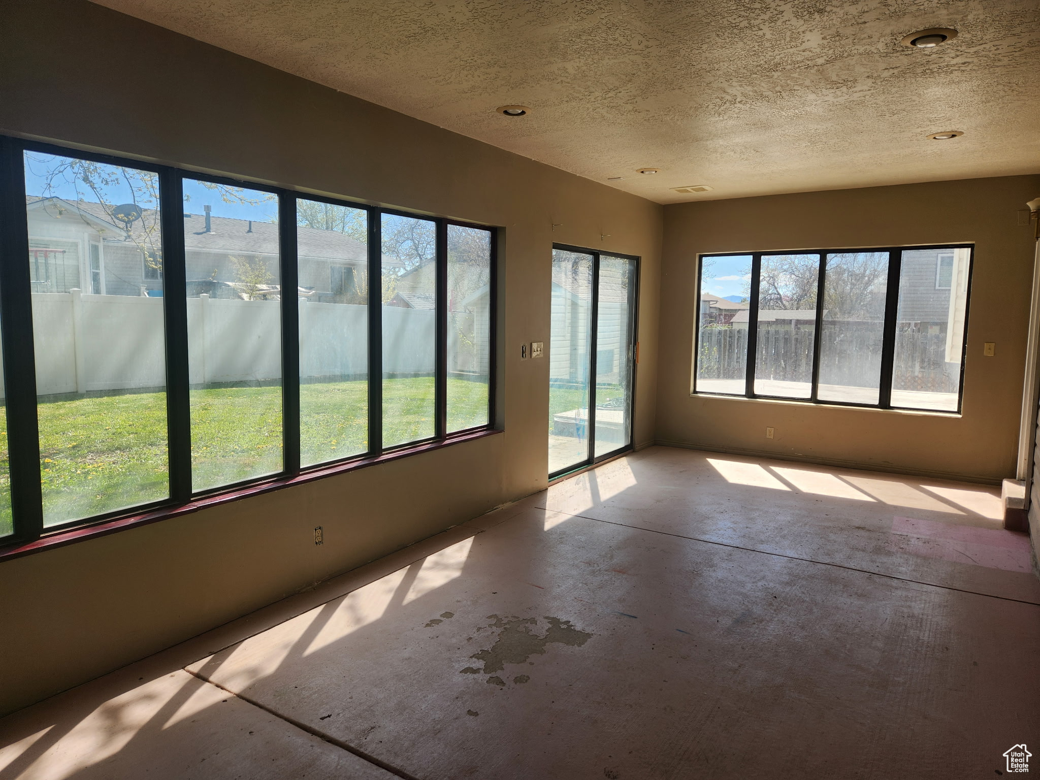 1180 E Cherry Ln, Layton, Utah image 14